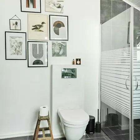 Semesterbostad Step Through The Gate And Feel Peace In The Woods *