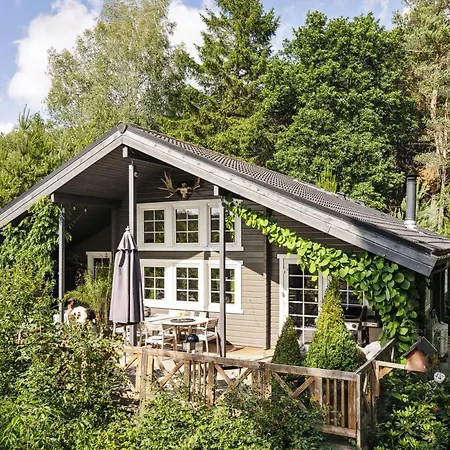 Semesterbostad Step Through The Gate And Feel Peace In The Woods